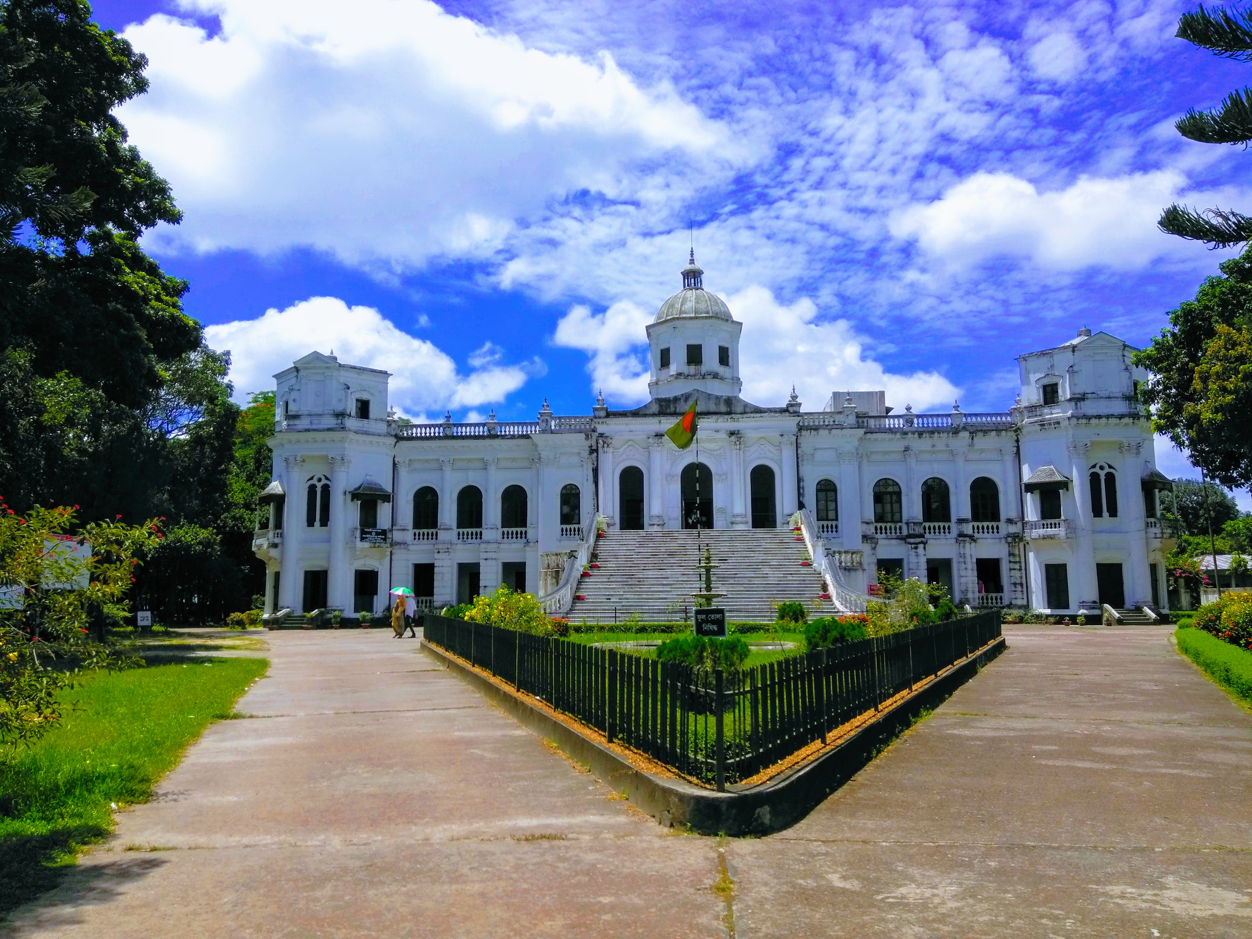 Tajhat Jamidar Bari,Rangpur